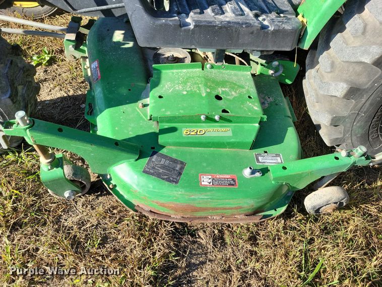 image for item EA2647 2014 John Deere 2025R MFWD tractor