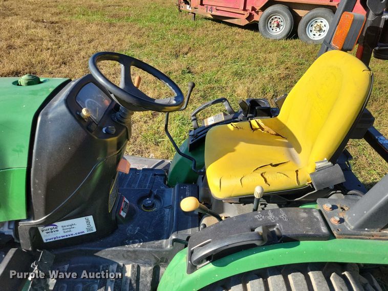 image for item EA2647 2014 John Deere 2025R MFWD tractor