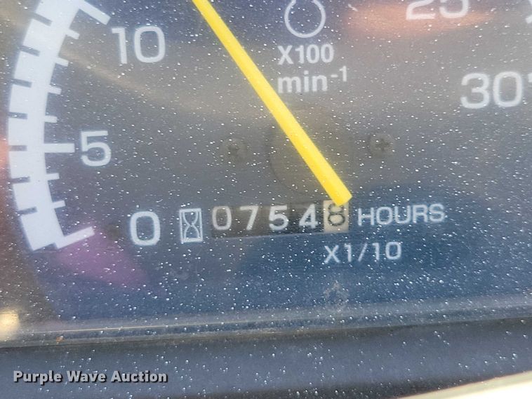 image for item EA2647 2014 John Deere 2025R MFWD tractor