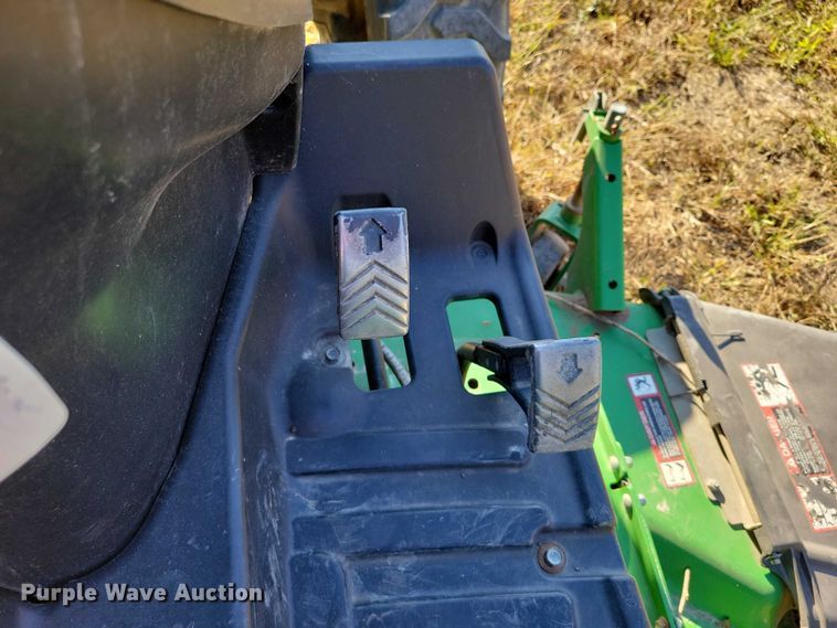 image for item EA2647 2014 John Deere 2025R MFWD tractor