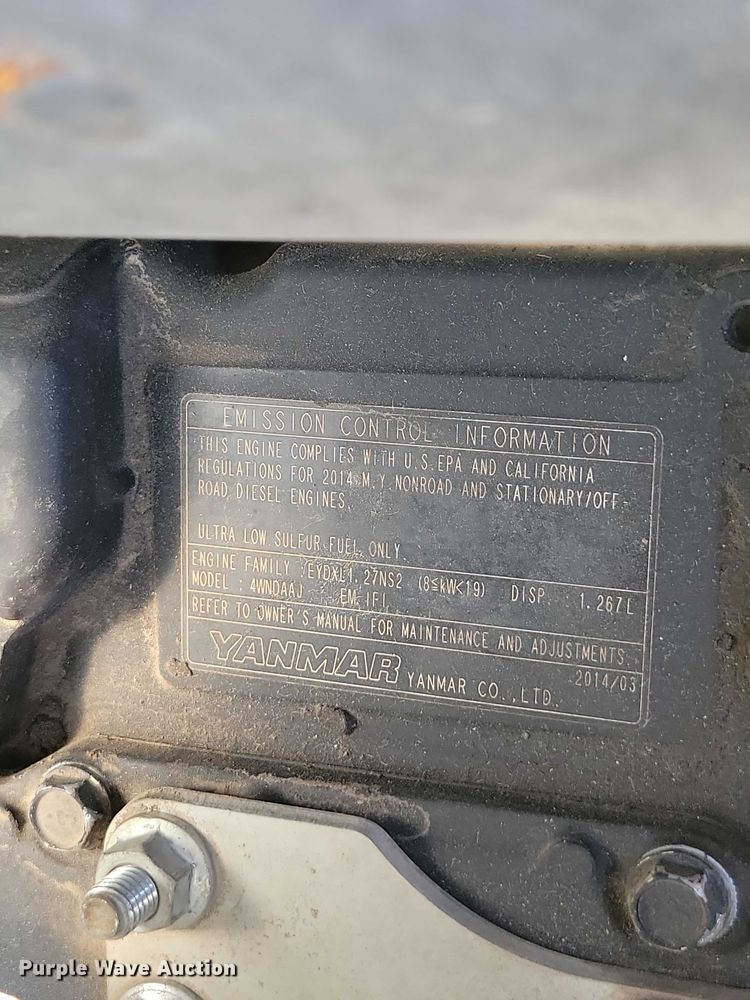 image for item EA2647 2014 John Deere 2025R MFWD tractor