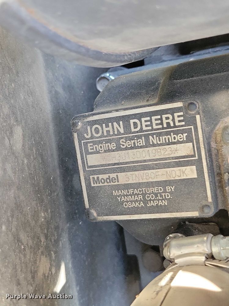 image for item EA2647 2014 John Deere 2025R MFWD tractor