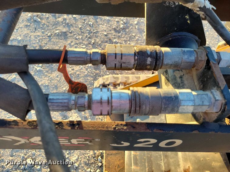 image for item EA2651 Branch Manager T10014 compact utility loader grapple