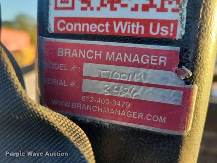 image for item EA2651 Branch Manager T10014 compact utility loader grapple