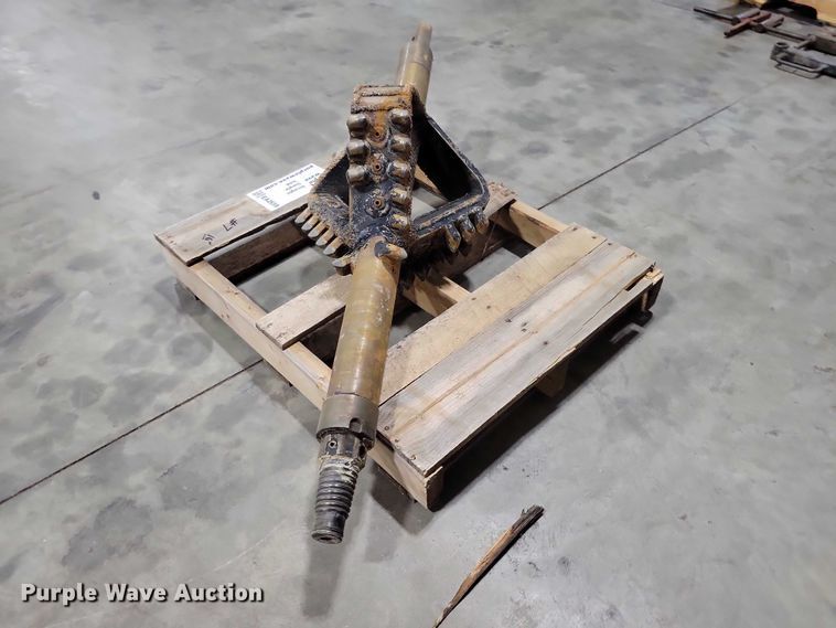 image for item EA2659 16