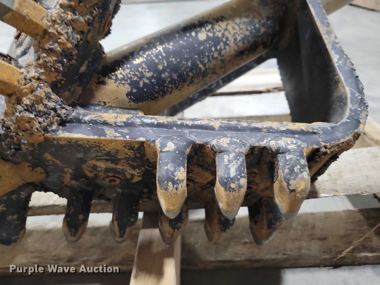 image for item EA2659 16