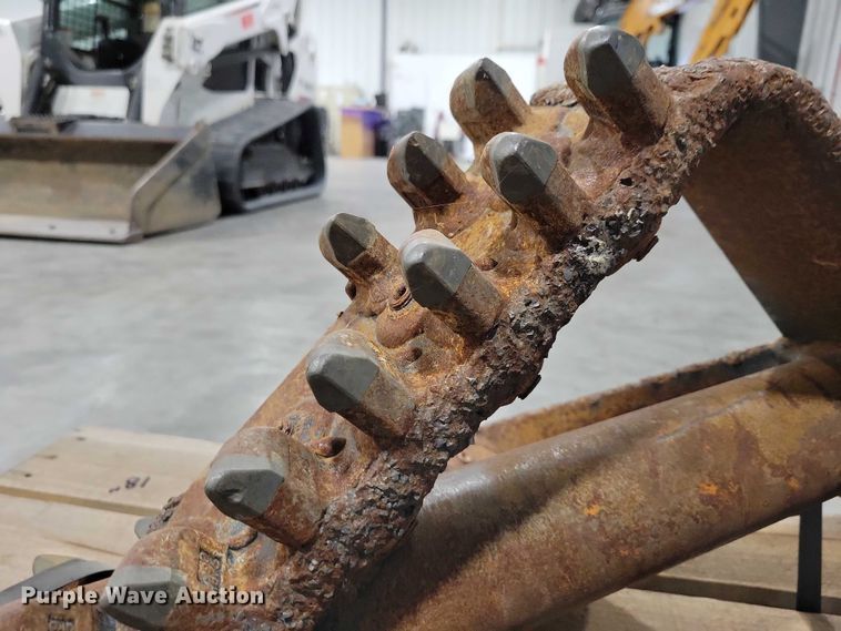 image for item EA2660 18