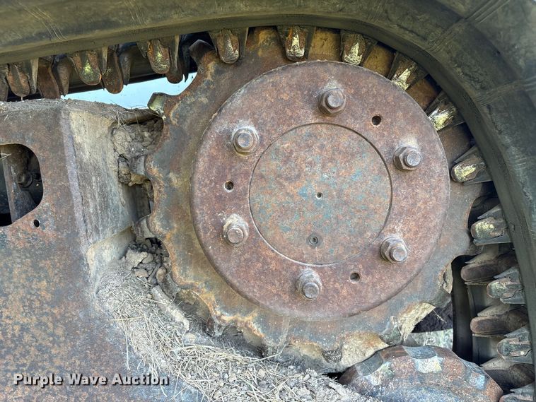 image for item EA6992 2005 Bobcat T300 tracked skid steer loader