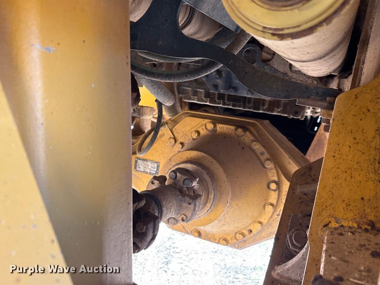 image for item EA7553 2007 John Deere 300D articulated haul truck