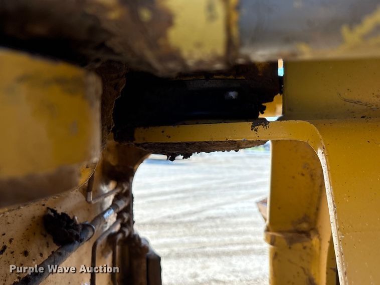 image for item EA7553 2007 John Deere 300D articulated haul truck