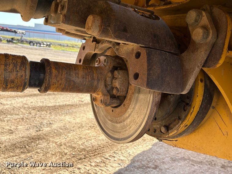 image for item EA7553 2007 John Deere 300D articulated haul truck