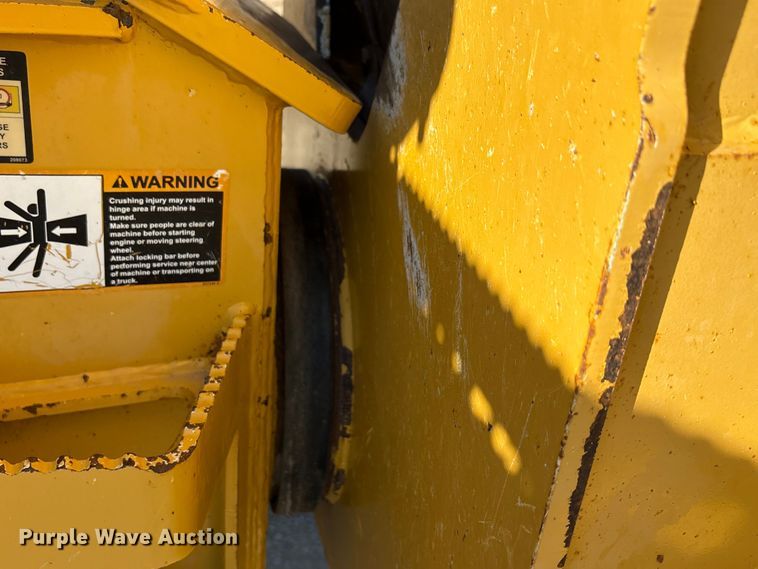 image for item EA7553 2007 John Deere 300D articulated haul truck