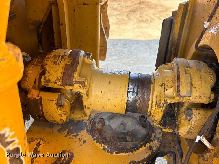 image for item EA7553 2007 John Deere 300D articulated haul truck