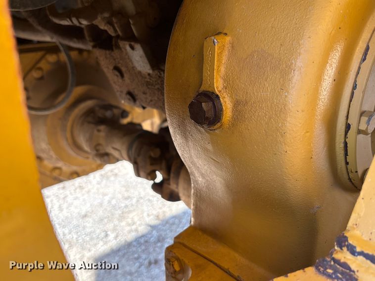 image for item EA7553 2007 John Deere 300D articulated haul truck