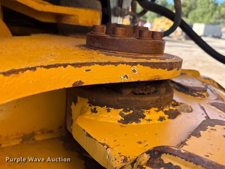 image for item EA7553 2007 John Deere 300D articulated haul truck