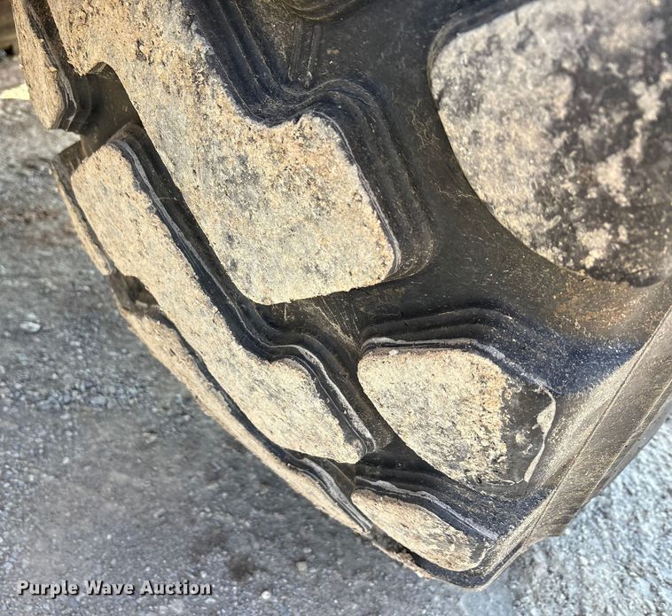 image for item EA7553 2007 John Deere 300D articulated haul truck