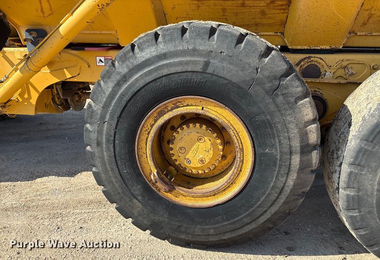 image for item EA7553 2007 John Deere 300D articulated haul truck