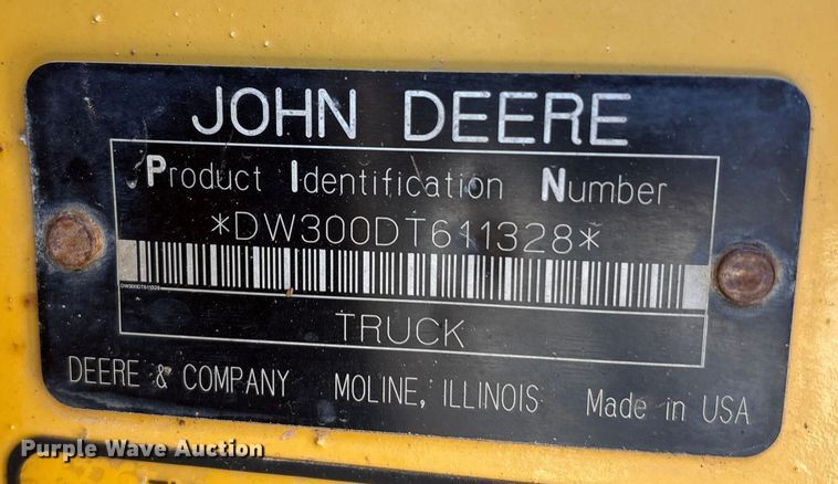 image for item EA7553 2007 John Deere 300D articulated haul truck