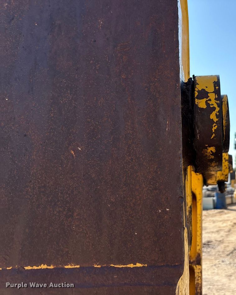 image for item EA7554 2019 Komatsu PC360LCi-11 excavator