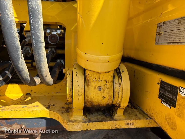 image for item EA7554 2019 Komatsu PC360LCi-11 excavator