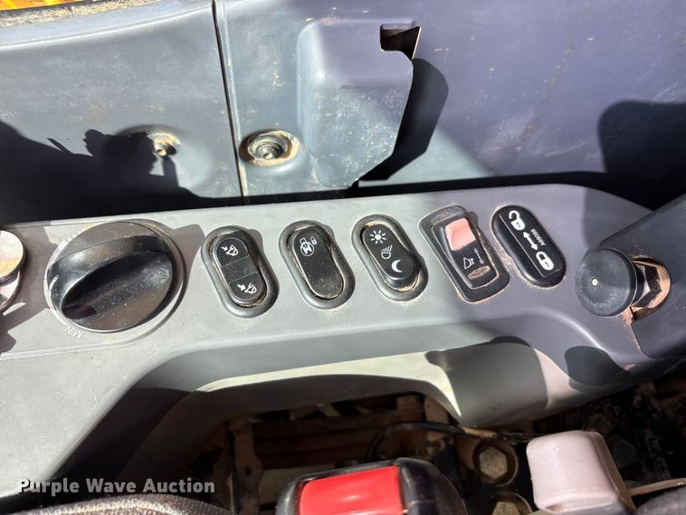 image for item EA7554 2019 Komatsu PC360LCi-11 excavator