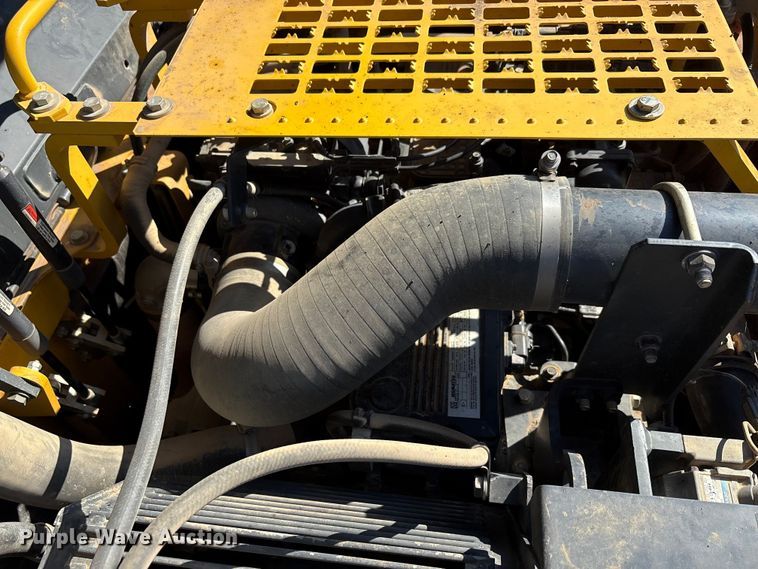 image for item EA7554 2019 Komatsu PC360LCi-11 excavator