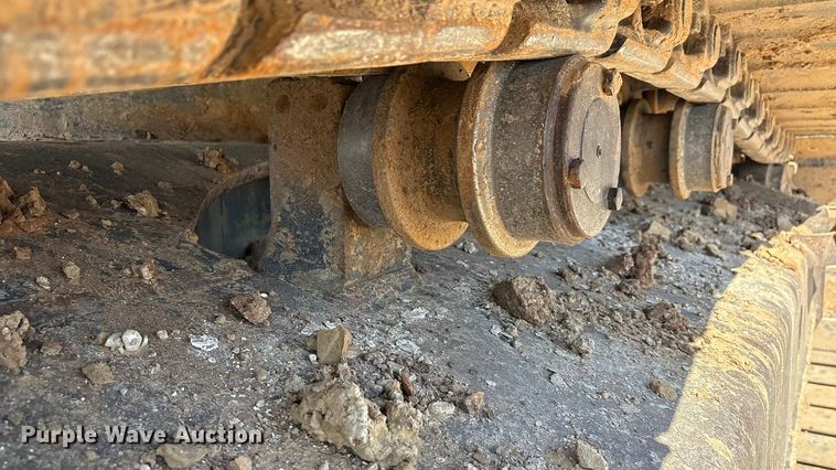 image for item EA7554 2019 Komatsu PC360LCi-11 excavator