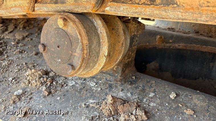 image for item EA7554 2019 Komatsu PC360LCi-11 excavator