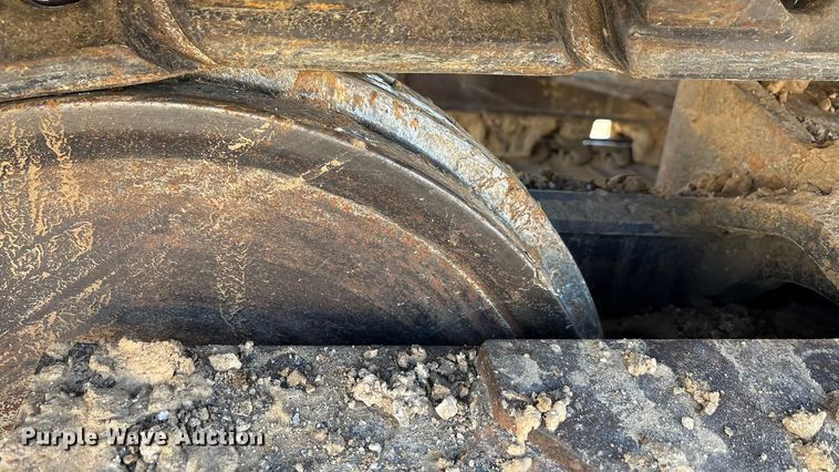 image for item EA7554 2019 Komatsu PC360LCi-11 excavator