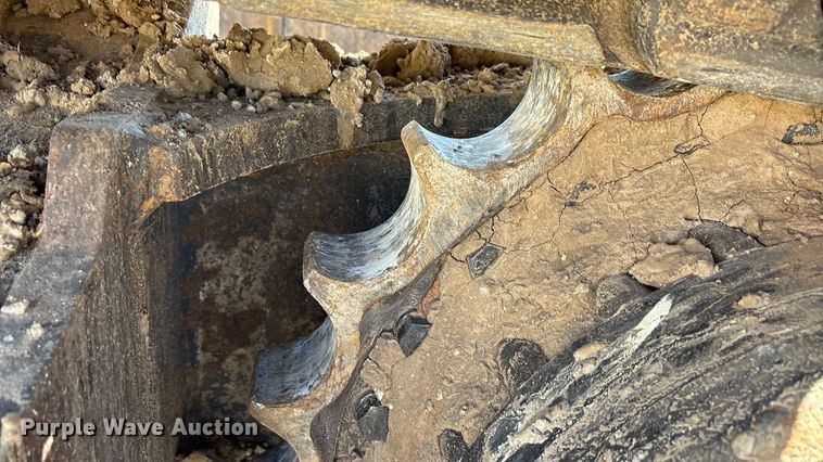 image for item EA7554 2019 Komatsu PC360LCi-11 excavator