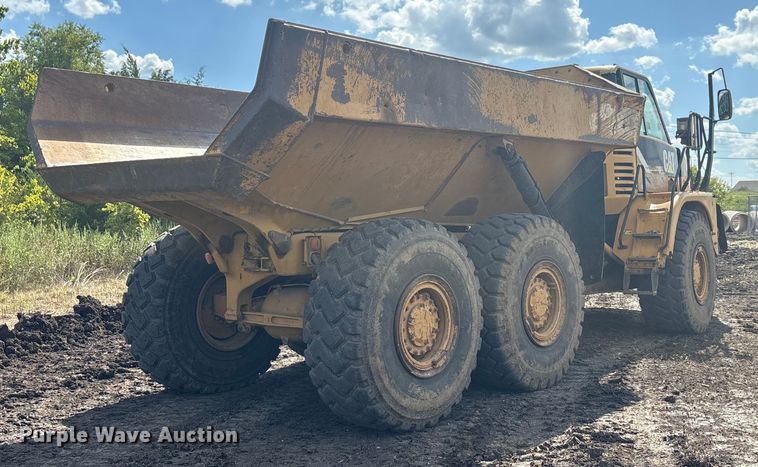 image for item EA7555 2012 Caterpillar 730 articulated haul truck