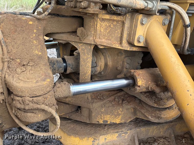 image for item EA7555 2012 Caterpillar 730 articulated haul truck