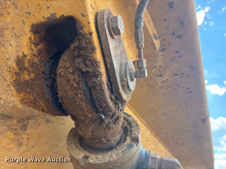 image for item EA7555 2012 Caterpillar 730 articulated haul truck