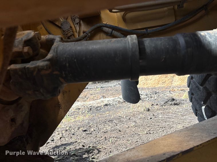 image for item EA7555 2012 Caterpillar 730 articulated haul truck