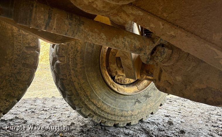 image for item EA7555 2012 Caterpillar 730 articulated haul truck
