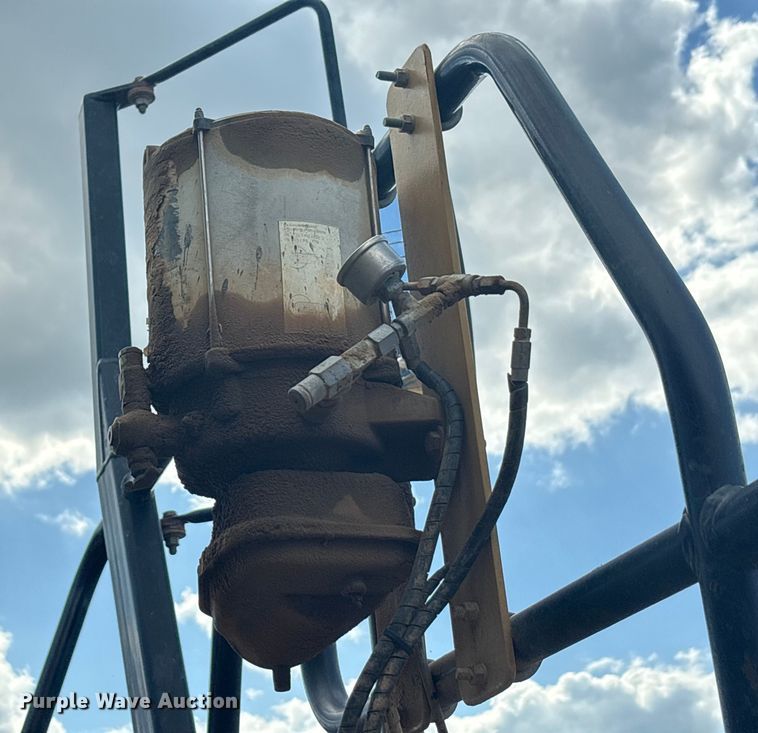 image for item EA7555 2012 Caterpillar 730 articulated haul truck