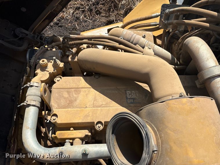 image for item EA7555 2012 Caterpillar 730 articulated haul truck