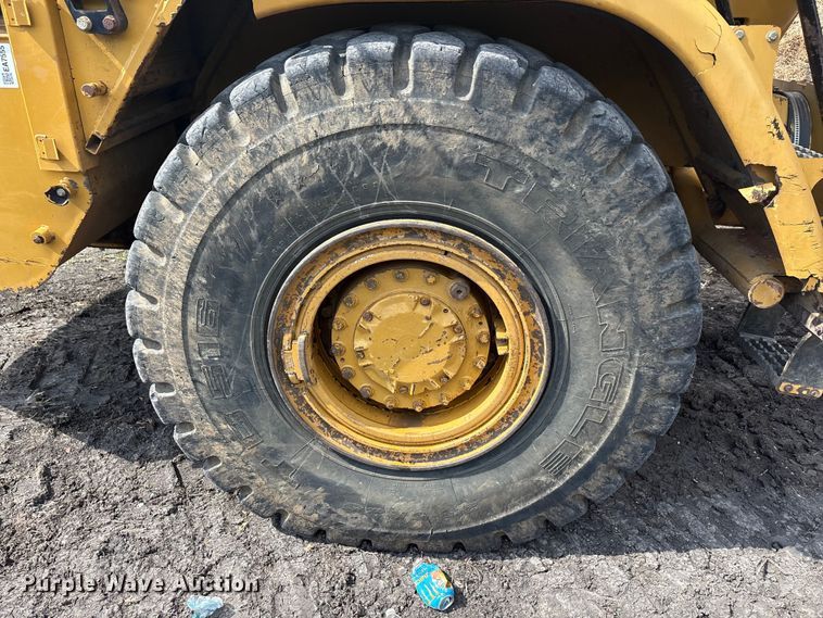 image for item EA7555 2012 Caterpillar 730 articulated haul truck