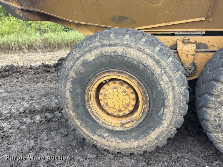 image for item EA7555 2012 Caterpillar 730 articulated haul truck