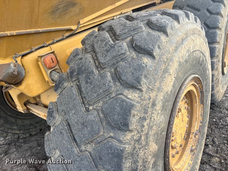 image for item EA7555 2012 Caterpillar 730 articulated haul truck