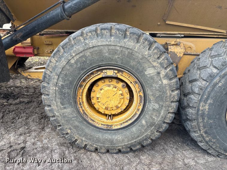 image for item EA7555 2012 Caterpillar 730 articulated haul truck