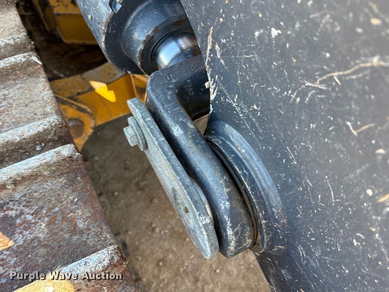 image for item EA7565 2017 John Deere 655K track loader