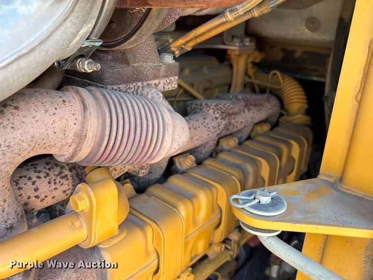 image for item EA7565 2017 John Deere 655K track loader