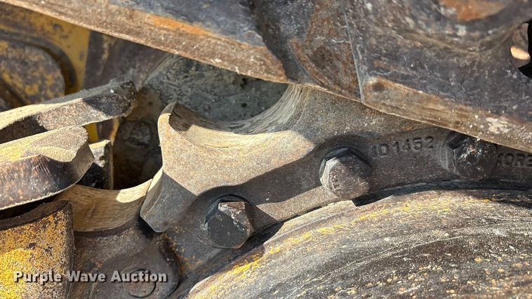 image for item EA7565 2017 John Deere 655K track loader