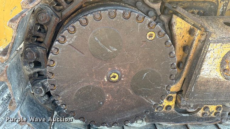 image for item EA7565 2017 John Deere 655K track loader