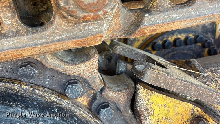 image for item EA7565 2017 John Deere 655K track loader