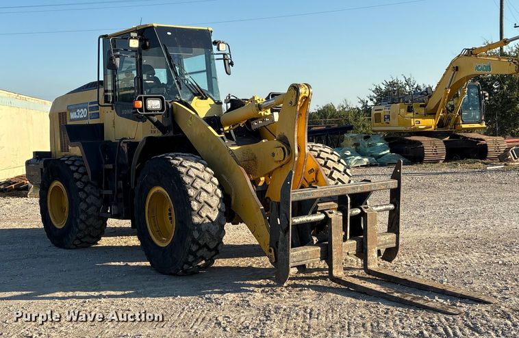 CARGADOR FRONTAL 2017 KOMATSU WA3208
