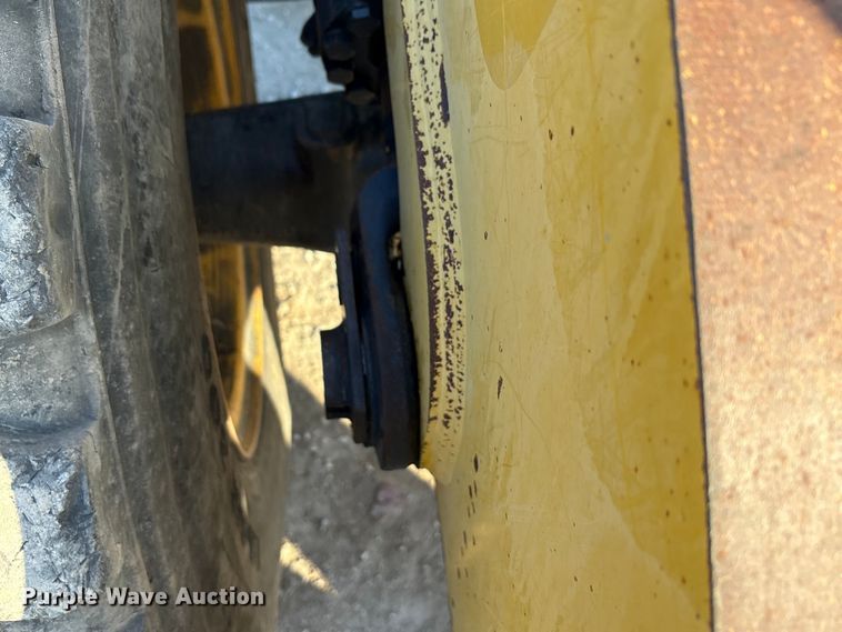 image for item EA7566 2017 Komatsu WA320-8 wheel loader