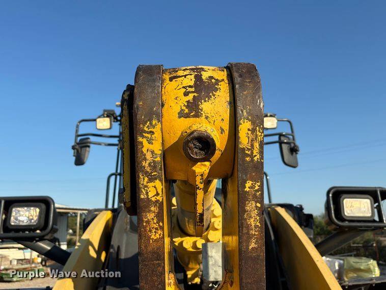 image for item EA7566 2017 Komatsu WA320-8 wheel loader