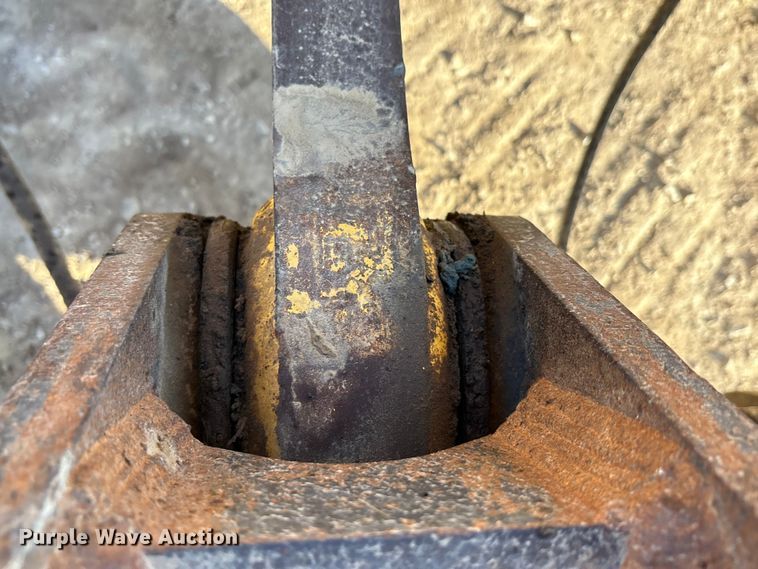 image for item EA7566 2017 Komatsu WA320-8 wheel loader